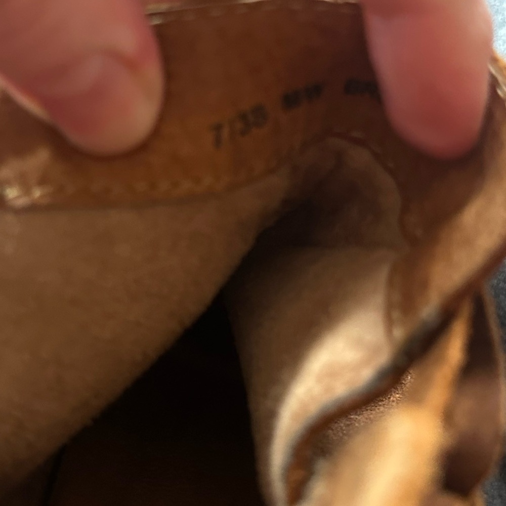 Born Brown Suede Ankle Boots – Size 7 - Picture 8 of 9